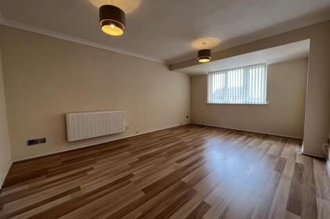 BRIERLEY HILL - Brompton Drive photo 3