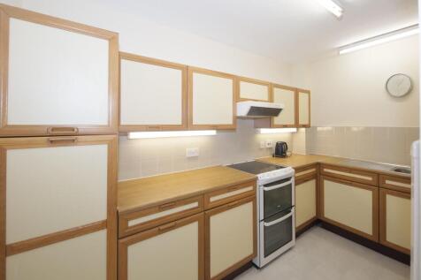 50 Oakfield House CV32-6.jpg