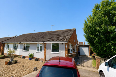 Front garden and Drive.png