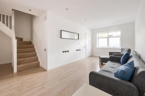Robinswood Gardens, E17