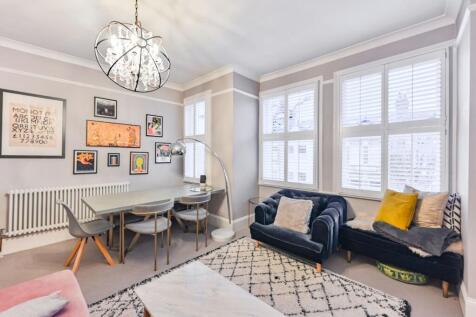 London, SW18 - property photo
