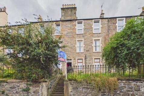 2 Bedroom Flat in EH6 8AN