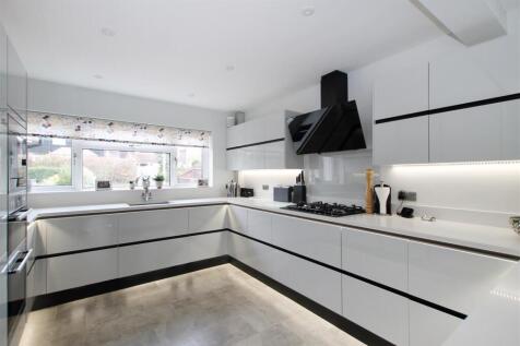 9017215-102238-133833113610358915-173acbb9-8d9d-5e