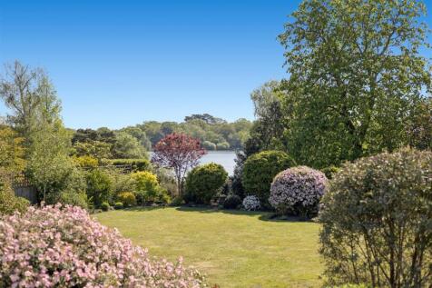 Gardens &amp; View to Lake