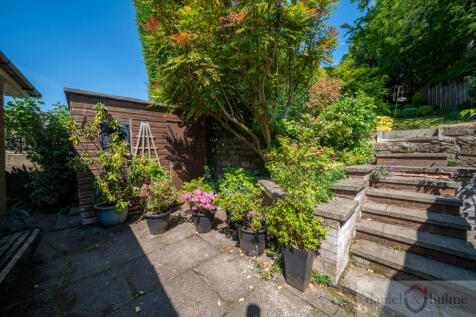 31 Campbell Avenue-66