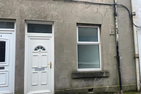 1-bed flat on Buchanan Street, Dunfermline, KY12, £700/mo