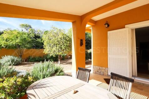 Loulé Single Storey 4 Bed Villa For Sale (49)