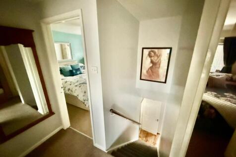 PHOTO-2025-11-08-20-58-35 4