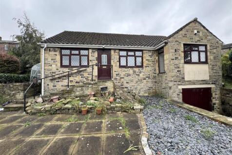 3 Bedroom Detached in HD8 9BH
