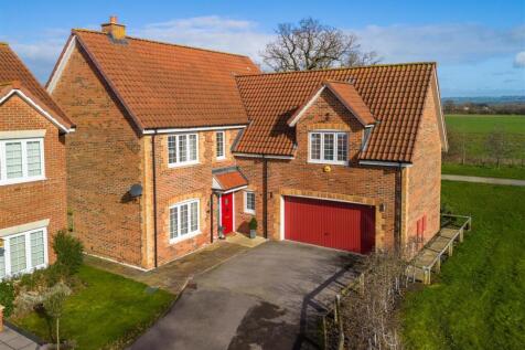 2. 5 Winter Close - Drone-5.jpg