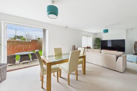 CAM05068G0-PR0013...