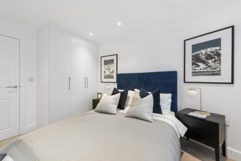 New 1-Bed Show Apartment