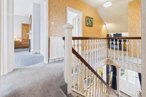 FIRST FLOOR STAIRS AND LANDING