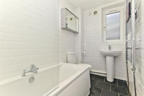 Image 10 - Bath.jpg