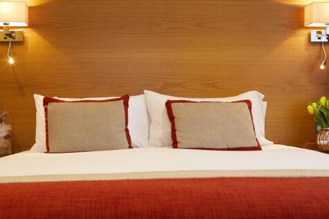 Hotel for sale Image 8