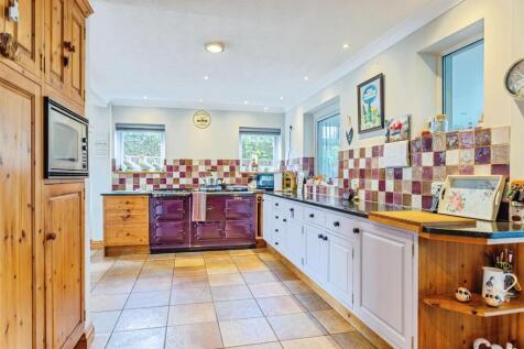 Kitchen Diner2.jpg