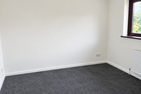 Tantony Grove, Romford, Greater London photo 5