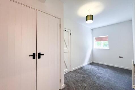 bedroom (1 of 1).jpg