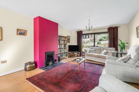 Sycamore Corner, Hellidon Road