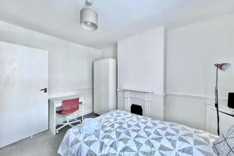 Villier Street, Uxbridge, UB8 photo 4