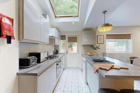 54, Finchley Road, Manchester photo 3
