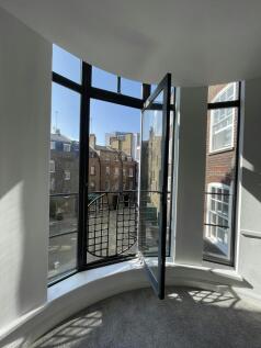 1st Floor meeting room over looking court yard