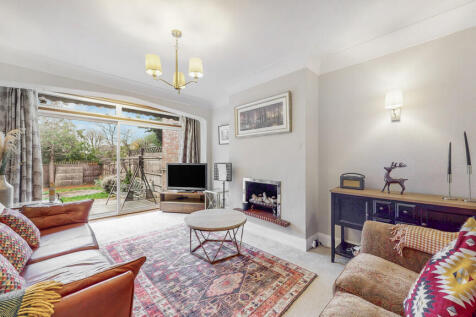 West Towers, Pinner photo 4