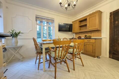 IMG_5553 (Large).JPG