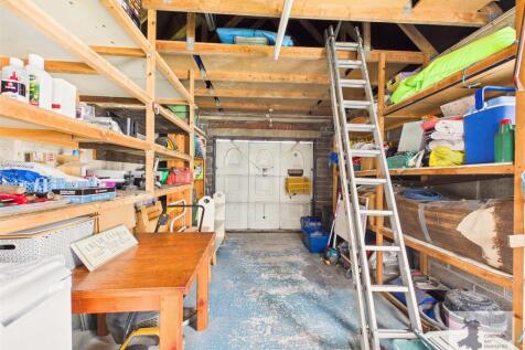 garage