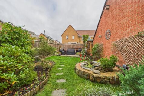 CAM02773G0-PR0367-STILL023