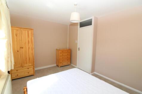 Bedroom.JPG