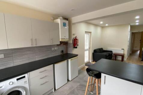 Kitchen living