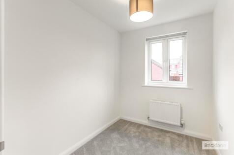 Poppy Way, Northampton photo 3