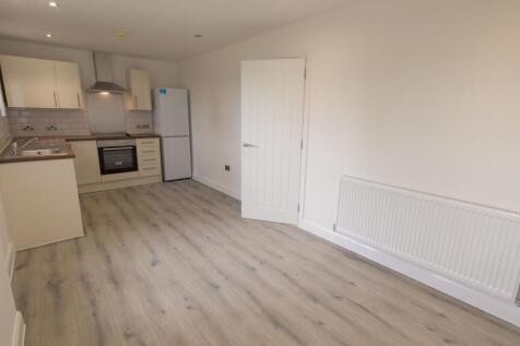 Open plan kitchen/ lounge