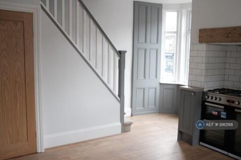 King Street, Yeadon, Leeds, LS19 photo 5