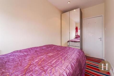 Hadleigh Estate Agents-16.jpg