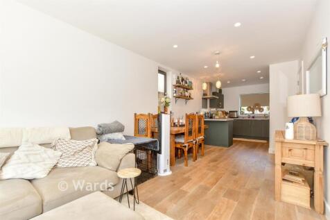 Kitchen/Dining Area