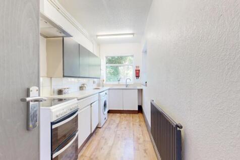 Oaklands Avenue, Loughborough photo 5