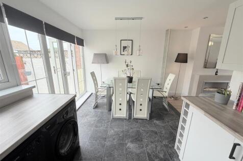 Miller Crescent, King Oswy, Hartlepool photo 4
