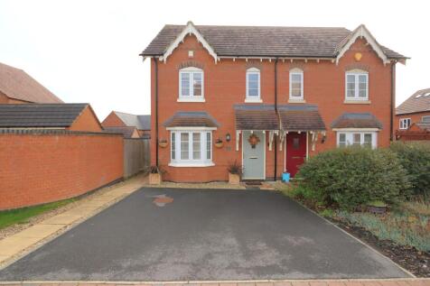 Ashby-de-la-zouch, LE65 - property photo