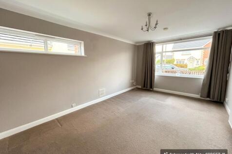 Ashly Court, St. Asaph, LL17 photo 4