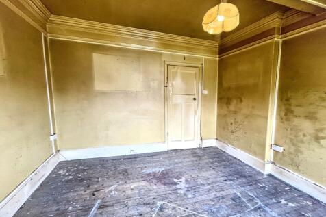 79 Valley Road, Streatham, London SW16 2XL