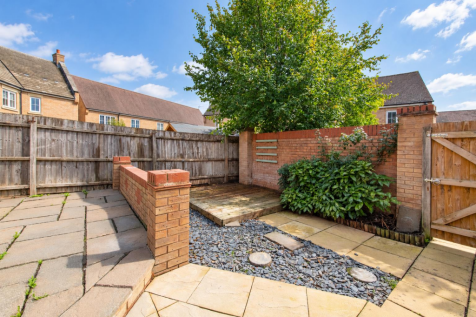 Roman Road, Corby photo 4