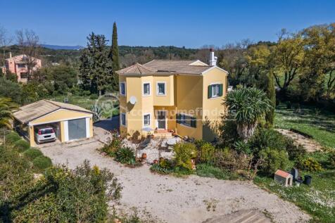 Drone of drive and house