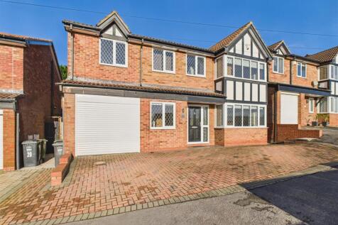 Theynes - External.jpg