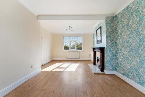 41 BRETHERTON ROAD12.jpg