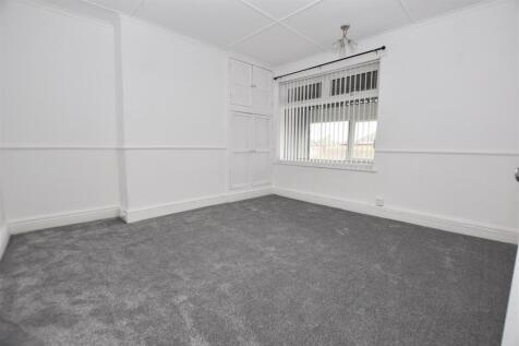 Beverley Road, Hull photo 4