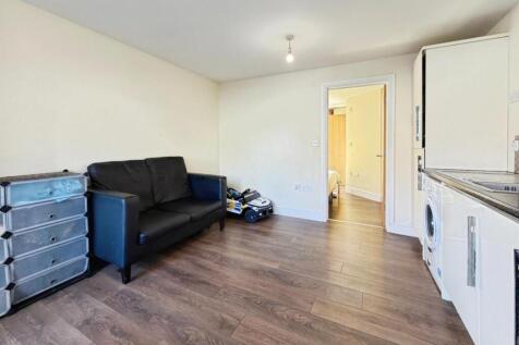 Lounge/Kitchen