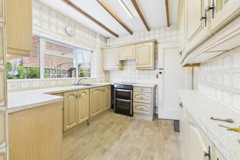 CAM02854G0-PR0352...