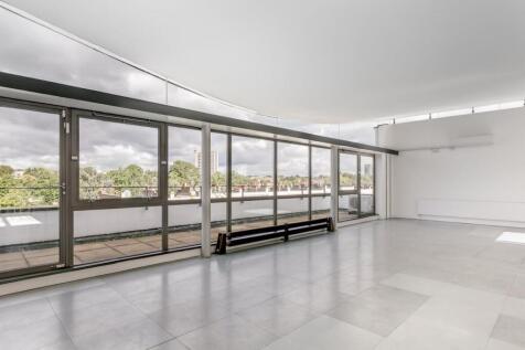 Notting Dale 28092022  High Res43.jpg